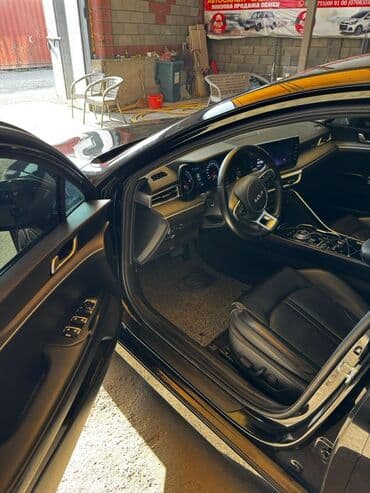 матиз 2 об 1: Kia K5: 2023 г., 2 л, Типтроник, Гибрид, Седан — 4