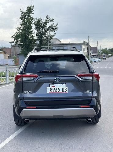 crown 2018: Toyota RAV4: 2021 г., 2.5 л, Автомат, Бензин, Кроссовер — 5