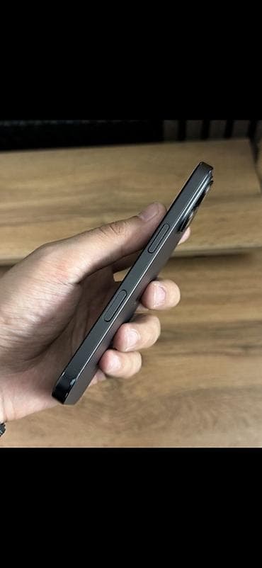 акб: IPhone 16, Б/у, 128 ГБ, Черный, Коробка, 100 % — 5