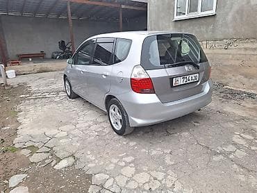 tlc 200: Honda Fit: 2003 г., 1.3 л, Автомат, Бензин, Хэтчбэк — 5