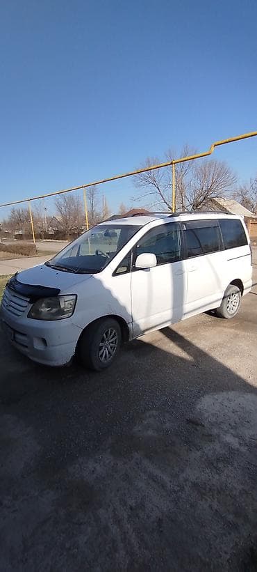 унаа тетиктери: Toyota Noah: 2002 г., 2 л, Автомат, Бензин, Вэн/Минивэн — 2