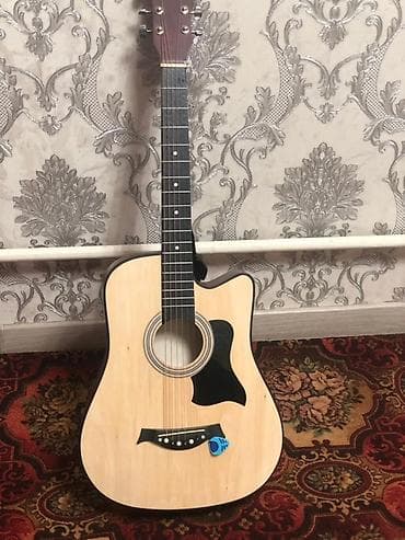 Баяндар: Акустическая гитара формата дредноут с вырезом (cutaway) для удобного — 2