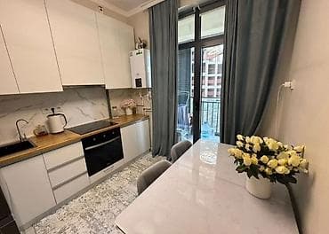 Батирлер: 1 бөлмө, 45 м², Жал мкр (а.и. Жогорку, Ортоңку, Төмөнкү) Элитка, 7 кабат — 4