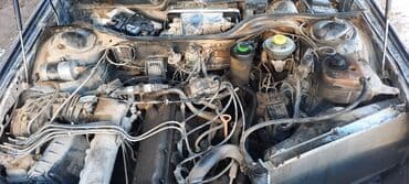уто 90: Audi 100: 1990 г., 2.2 л, Механика, Бензин, Седан — 9