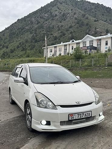 Toyota WISH: 2003 г., 1.8 л, Автомат, Бензин, Универсал — 2