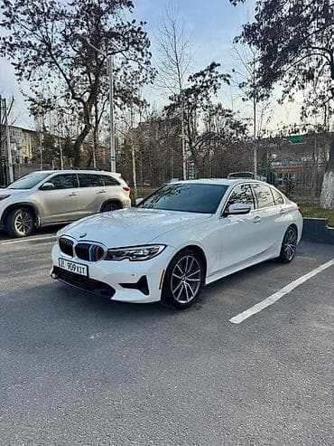 коленое стекло: BMW 3 series: 2021 г., 2 л, Типтроник, Бензин, Седан — 8