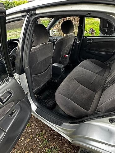 автовоз китайский: Toyota Corolla: 2000 г., 1.3 л, Механика, Бензин, Седан — 7
