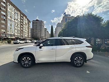 100: Toyota Highlander: 2021 г., 2.5 л, Автомат, Гибрид, Кроссовер — 7