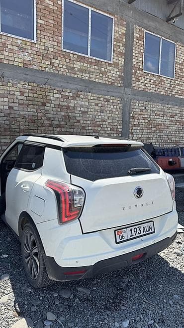 7 ка: Ssangyong Tivoli: 2020 г., 1.6 л, Автомат, Дизель, Кроссовер — 2