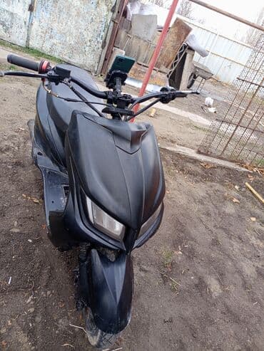 кофры для мотоцикла: Скутер/мопед (черный), класс 50–150 см³ Описание: - Кузов в — 1