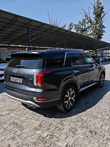 Hyundai Palisade: 2022 г., 2.2 л, Автомат, Дизель, Внедорожник — 3