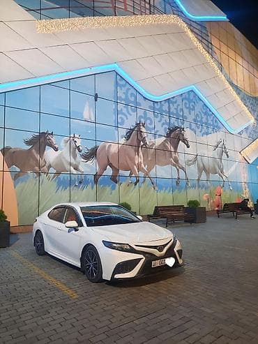 Унаа сатуу: Toyota Camry: 2022 г., 2.5 л, Автомат, Бензин, Седан — 6