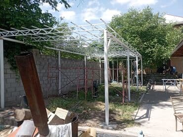 домик из контейнера: Навес для автомобиля с прочным металлическим каркасом и — 3