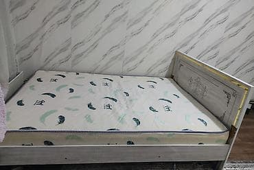 одно спальное: Двухспальная кровать с ортопедическим матрасом. Характеристики: - — 1