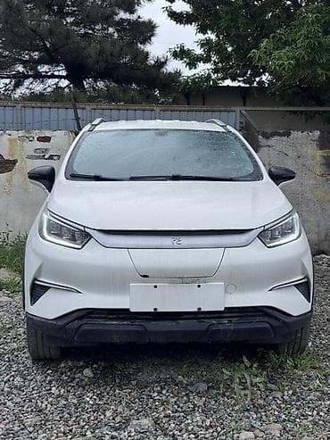 BYD: BYD Yuan Pro: 2022 г., Автомат, Электромобиль, Хэтчбэк — 1