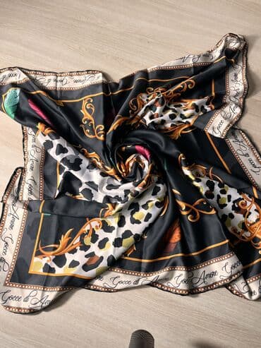 воротник шарф на пуговицах: Атласные платки 11шт за 1000сом Новые‼️ Dior, Luis Vuitton - Разные — 3