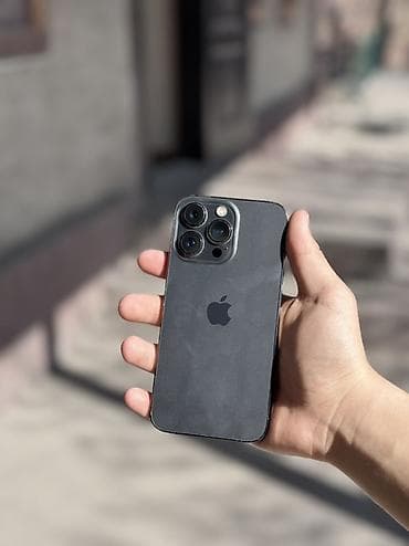 macbook pro m2: IPhone 13 Pro, Б/у, 128 ГБ, Серебристый, Кабель — 1