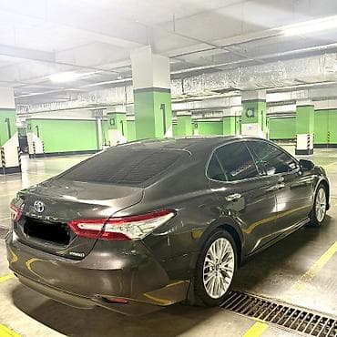 Продажа авто: Toyota Camry: 2018 г., 2.5 л, Автомат, Гибрид, Седан — 5