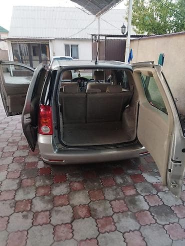 такта раум: Toyota Raum: 2004 г., 1.5 л, Автомат, Бензин, Минивэн — 10