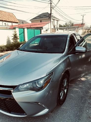 lexus es 2018: Toyota Camry: 2016 г., 2.5 л, Автомат, Бензин, Седан — 2