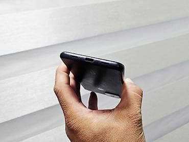 google pixel tablet: Google Pixel 4A, Б/у, 128 ГБ, цвет - Черный, 1 SIM — 5