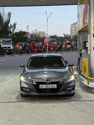 гибрид хонда: Honda Accord: 2018 г., 2 л, Вариатор, Гибрид, Седан — 10