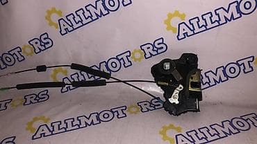 jac refine: Замок двери Toyota Б/у, Оригинал — 1