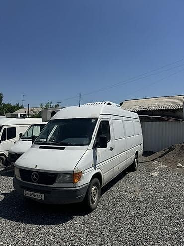sprinter 2 7: Легкий грузовик, Mercedes-Benz — 1