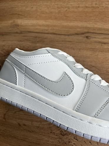 Жеке буюмдар: Эркектердин кроссовкасы, 40, Nike, Жаңы, түсү - Ак, Өзү алып кетүү — 4