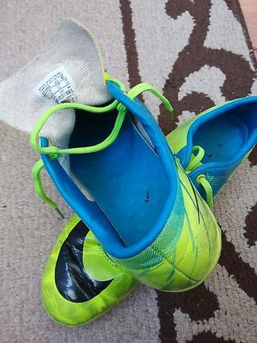 ты сорок: Футбольные сороконожки Nike для игры на искусственном покрытии. - — 2