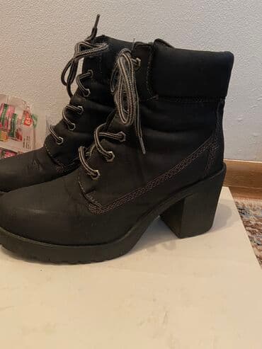 демисезонная: Ботинки, 37, Colors of California, Б/у, цвет - Черный, Самовывоз — 2