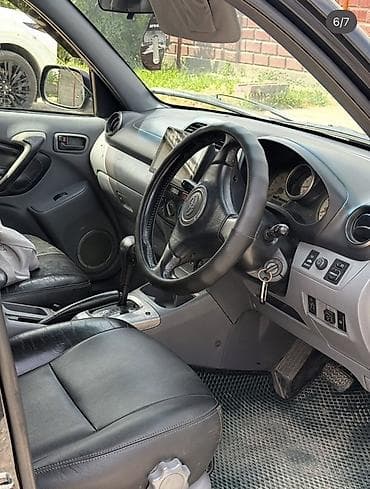 Toyota RAV4: 2001 г., 2 л, Автомат, Газ, Кроссовер — 4