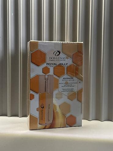 Косметика: Сыворотка для лица Dos Lunas Royal Jelly Rejuvenating Repair Serum — 1