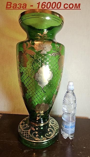 чехии: Чешские вазы! Состояние идеальное. 1) Белая Чешская ваза, 1500 сом — 6