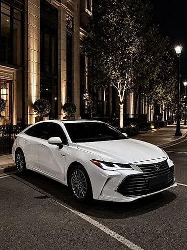 Toyota Avalon: 2019 г., 2.5 л, Автомат, Гибрид, Седан at lalafo.kg Toyota Avalon: 2019 г., 2.5 л, Автомат, Гибрид, Седан