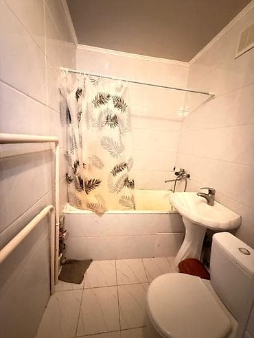 кварь: 2 комнаты, 44 м², Хрущевка, 4 этаж, Евроремонт — 4