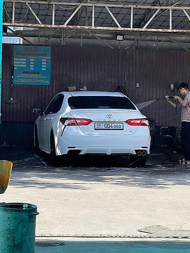 Toyota Camry: 2018 г., Автомат, Бензин, Седан