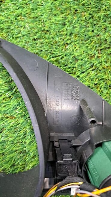 спидометры: Планка спидометра с переключателями света фар на BMW E39 5-Series — 4