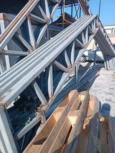 кун трактора: Нужен Сварщик и кто умеет просто Работать — 2