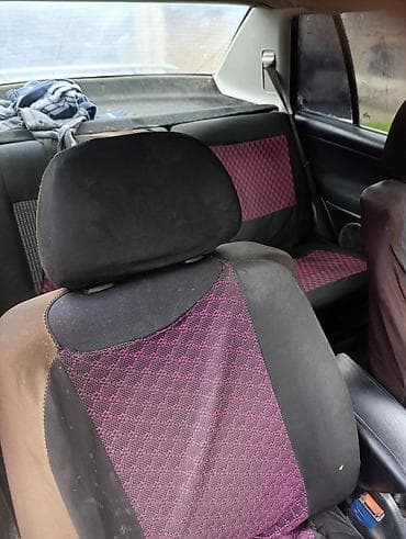 Транспорт: Volkswagen Vento: 1992 г., 2 л, Кол менен иштөөчү, Бензин, Седан — 4