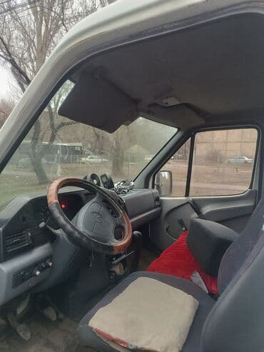 byd yuan up цена в бишкеке: Легкий грузовик, Mercedes-Benz, 3 т, Б/у — 10