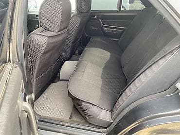 машина bwm: Mercedes-Benz 190: 1993 г., 1.8 л, Кол менен иштөөчү, Бензин, Седан — 7