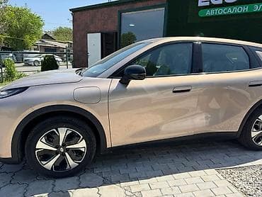 li l7 max: Changan Qiyuan Q05: 2026 г., Электромобиль — 3