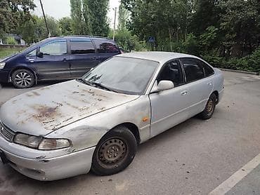 Mazda 626: 1993 г., 2 л, Механика, Бензин, Хэтчбэк