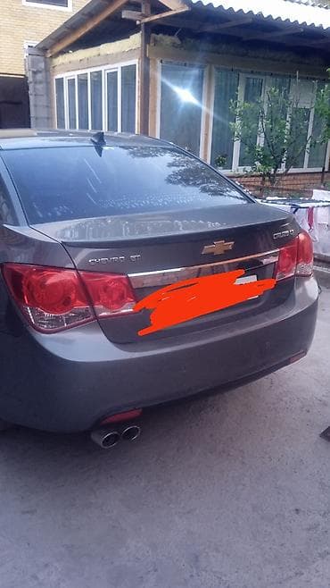 Chevrolet Cruze: 2010 г., 1.6 л, Автомат, Бензин, Седан