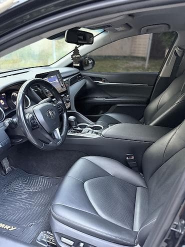 камри 75 2023: Toyota Camry: 2021 г., 2 л, Автомат, Гибрид, Седан — 7