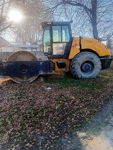 купить каток дорожный: 2007 года, 18 тон Дорожный вибрационный каток XCMG (одновальцовый — 2