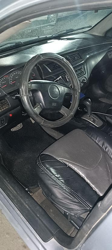 Транспорт: Mitsubishi Lancer: 2004 г., 1.6 л, Автомат, Бензин, Седан — 7