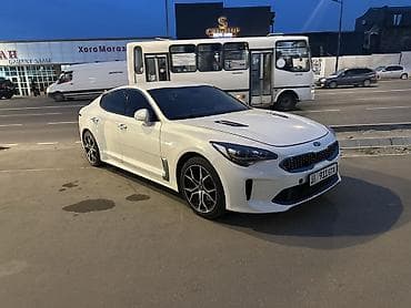 Kia Stinger: 2018 г., 2 л, Автомат, Бензин, Фастбек at lalafo.kg Kia Stinger: 2018 г., 2 л, Автомат, Бензин, Фастбек