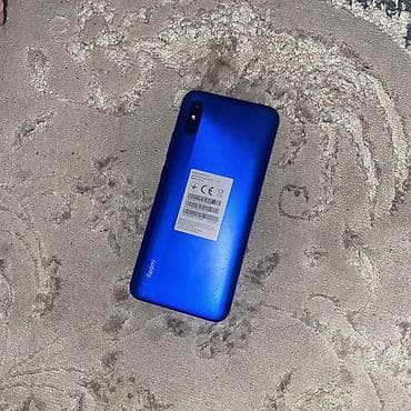 google pixel 6a: Смартфон синий, с чехлом - Экран с каплевидным вырезом под — 5